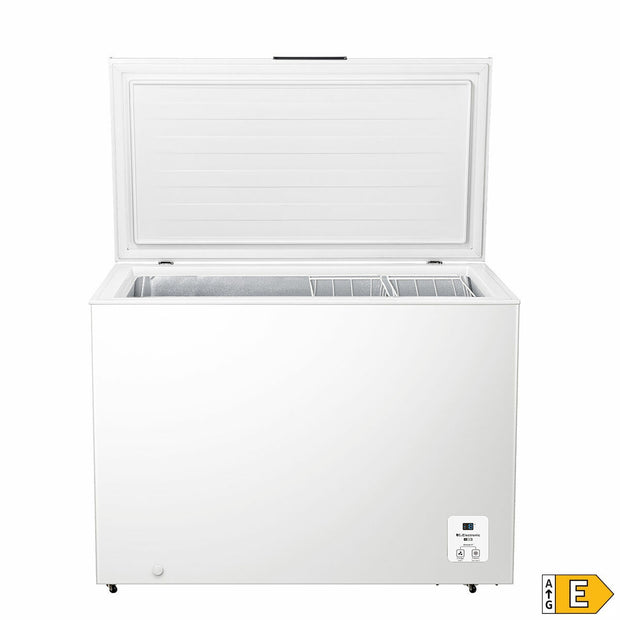 V4HC3DFEF03E6CFBC66D59E3D8944637282R7161077P2