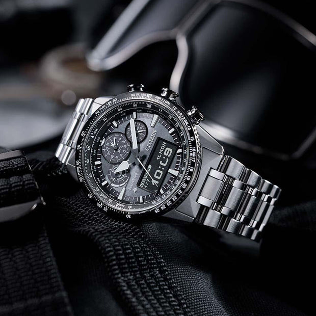 V3HBD82A2F5985F3C5115B5D63B2371206CR7206214P5