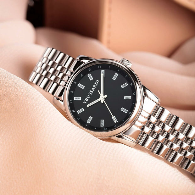 V2H0B76D658E41479E311F469552C65600AR7046159P9